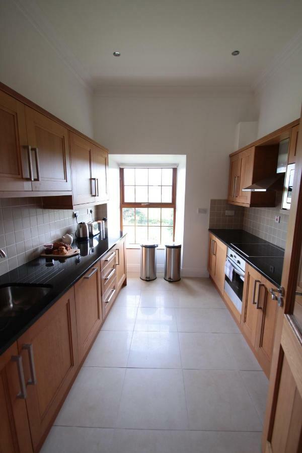 Island View Luxury Apartment Clifden Exterior photo